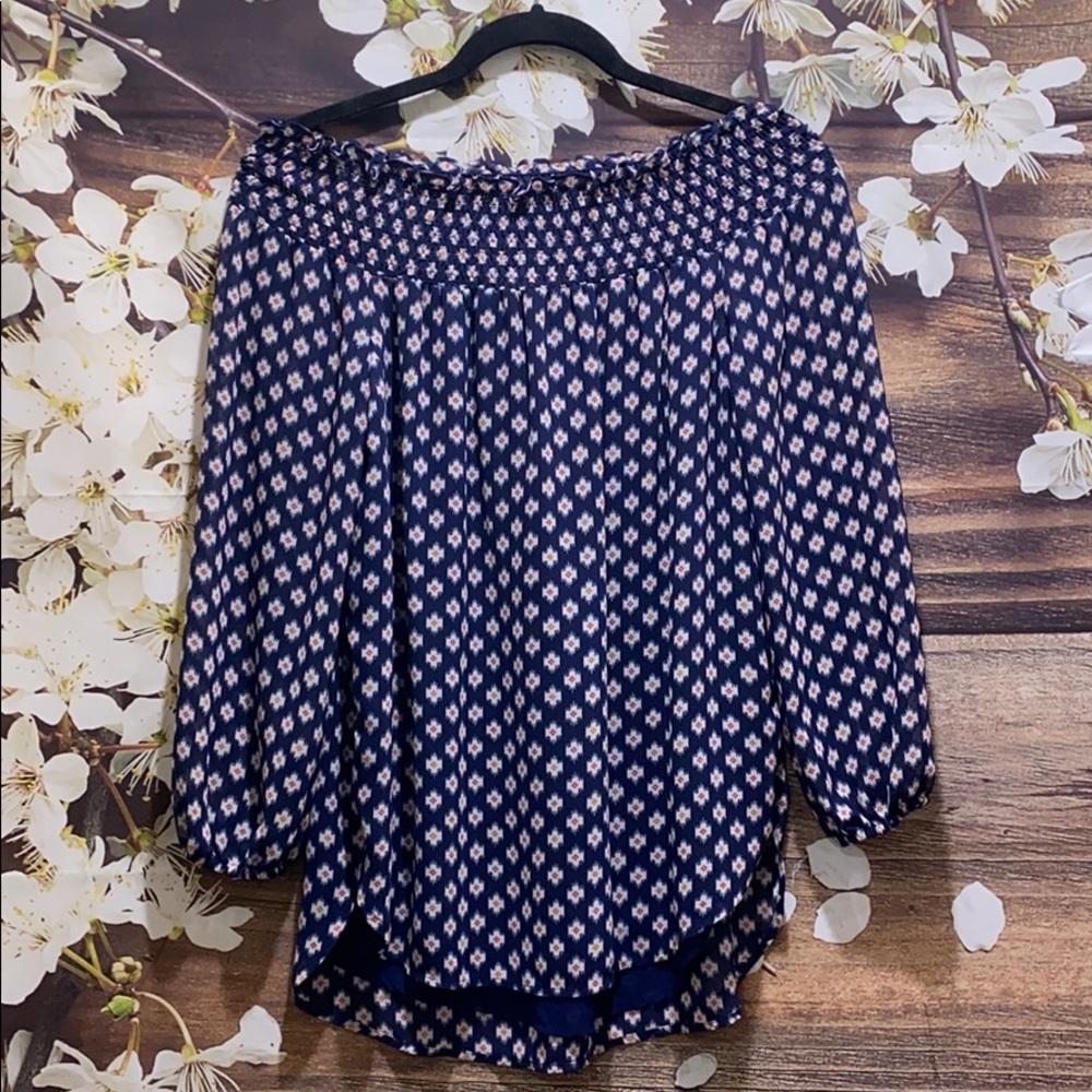 MICHAEL KORS Off Shoulder Print Blouse